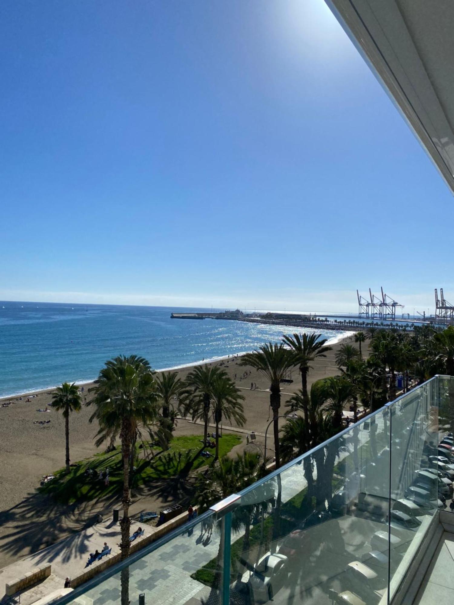 Playa Malagueta Vistas Frontal Al Mar Con Dos Dormitorios Малага Екстериор снимка